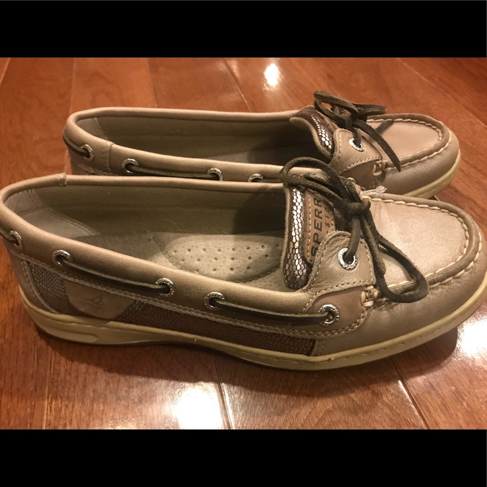 Sperry women’s size 6